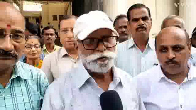 कोल्हापूर महानगरपालिकेची जुलमी भाडेवाढ  वसुली साठी 2200 गाळा धारकांना नोटीस बजावली आहे.गाळेधारकांनी कलेक्टर व मंत्री हसन मुश्रीफ यांना निवेदन दिले.