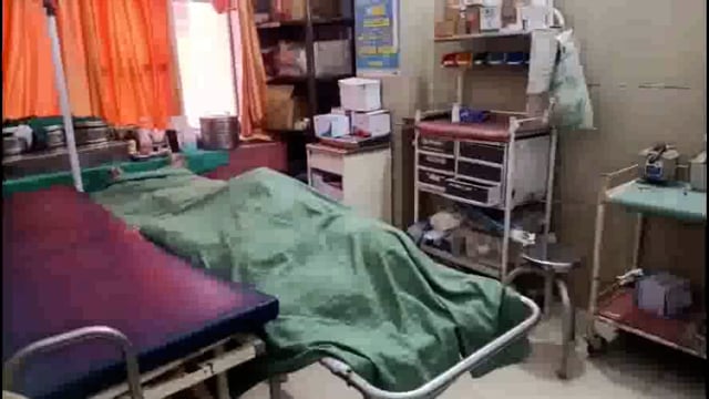 मांट पानीगांव रोड़ पर कार ने बाइक सवारों को पीछे से मारी ज़ोरदार टक्कर, एक की मौत दो गंभीर घायल।