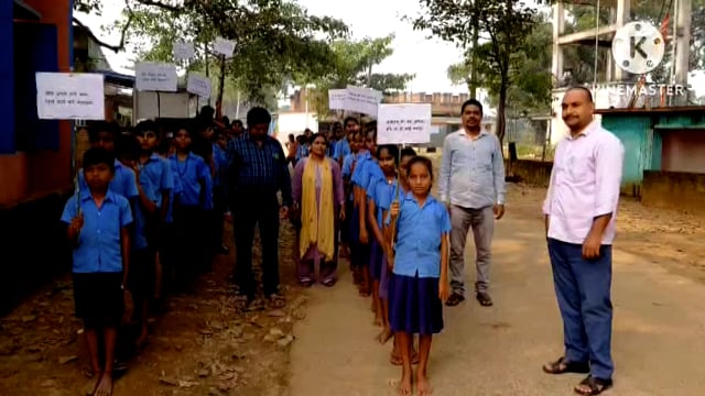 स्कुली बच्चों ने निकाली मतदाता जागरुकता रैली 