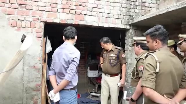जनपद शाहजहांपुर के रौंजा क्षेत्र के सुतनेरा गांव में पिता ने नाबालिक बेटी को पीट पीट कर हत्या कर दी 