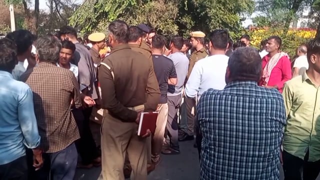 माट में दिनदहाड़े हुआ गोलीकांड युवक की हुई मौत फैली सनसनी  गुस्साये लोगों ने किया रोड जाम