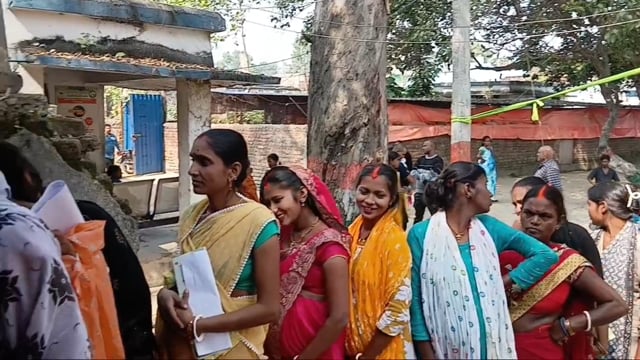  प्राथमिक स्वास्थ्य केंद्र सिरदला में गर्भवती महिलाओं का स्वास्थ्य का किया जा रहा जांच