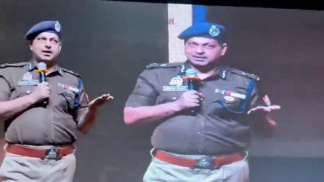 दिल्ली धमाके के बाद उत्तर प्रदेश मुखिया ने पुलिस महानिदेशक को दिए आदेश कमिश्नर दीपक कुमार जी  अलर्ट 