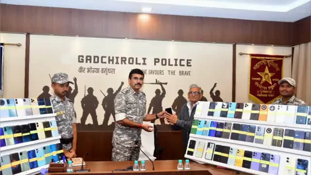 हरविलेले मोबाईल जिला पोलिस दलाने काढले शोधुन