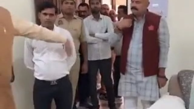सिद्धार्थनगर अपना दल S MLA विनय वर्मा का वीडियो वायरल PWD अधिकारी को चप्पल से मारने और चौराहे पर नंगा घुमाने की दी धमकी