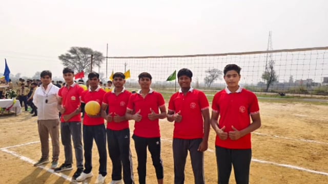 MANT- टेट्टी गाँव ब्रज अकैडमी स्कूल में,बाल दिवस हरसोल्लाश के साथ मनाया गया,,