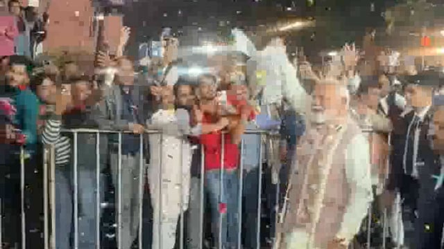 ➡️......इतनी ज़ोर चला 