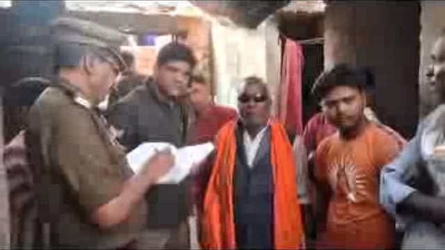 शाहजहांपुर #पारिवारिक क्लेश के चलते #विवाहिता ने #फांसी लगाकर दी जान घटना थाना रोजा क्षेत्र के ग्राम #जमुका  की है 