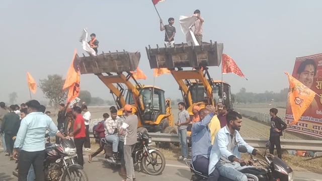 सनातन हिन्दू एकता पदयायात्रा पहुंची ग्राम चौमूहा जिसका वृजवासियो ने बड़े ही श्रद्धा से स्वागत किया 