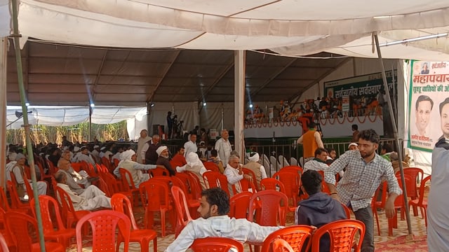 सर्वखाफ महापंचायत गाँव सोरम जिले मुजफ्फरनगर में सभी खाफो के चौधरी ,थामेदार आ रहे हैं, समाज सुधार निर्णय लिये  जायेंगे 