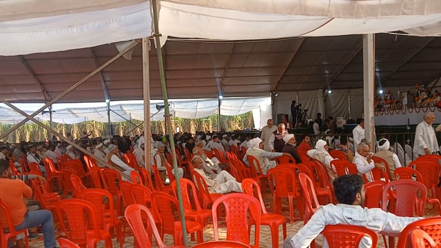 सर्वखाफ महापंचायत गाँव सोरम जनपद मुजफ्फरनगर 16,17,18 में चल रही, जिसमें सभी खापों के चौधरी समाज सुधार  निर्णय की बात हुई