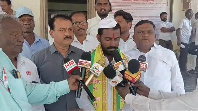 रासप बळीराजा शेतकरी संघटनेच्या वतीने थेट नगराध्यक्ष पदासाठी उमेदवारी अर्ज दाखल