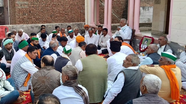 बलदेव मथुरा किसान यूनियन चढ़नी के मंडल अध्यक्ष रामवीर सिंह तोमर जी गाढ़सौली  केपुत्र के शोक संदेश में वरिष्ठ नेता पहुंचे