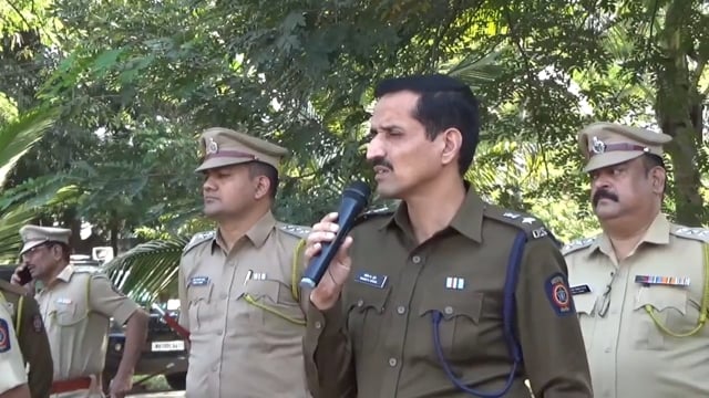 पीएसपी संदीप घुगे यांनी रेकॉर्डवरील आरोपींना भरला दम