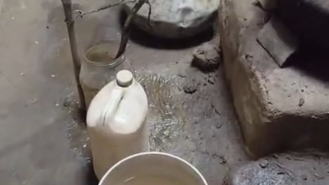  पुलिस की बड़ी कार्रवाई शराब भट्टी ध्वस्त, 52 लीटर महुआ शराब बरामद