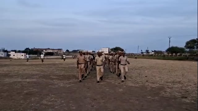 उदगीर तालुक्यातील होमगार्ड जवानांना दिले जात आहे विविध प्रकारचे सक्षम प्रशिक्षण