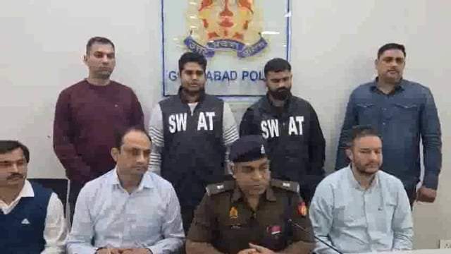 स्वाट टीम, क्राइम ब्रांच व औषधि विभाग गाजियाबाद संयुक्त कार्यवाही में द्वारा कैंसर की दवाईयों की कालाबाजारी व तस्करी करने वाले अन्तर्राज्यीय गिरोह का पर्दाफाश