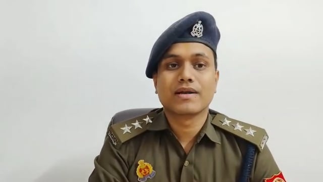 अंबेडकर नगर...
युवक द्वारा  पीट-पीट कर हत्या के मामले में सीओ सिटी नितेश तिवारी ने दी बाइट