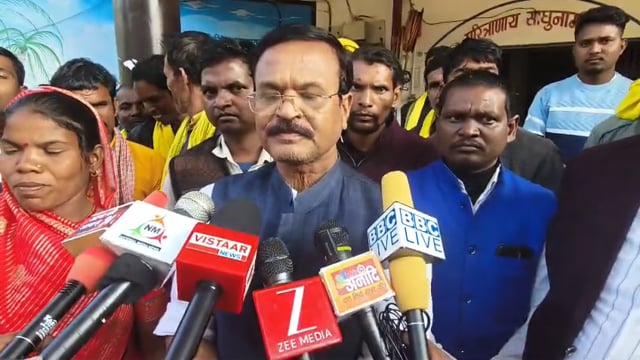 प्रतापपुर विधायक शकुंतला सिंह पोर्ते के जाति प्रमाण पत्र का मामला तूल पकड़ता जा रहा। देखें पूरी खबर,,,,,,