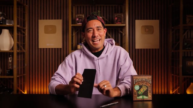 Video TrickStarters Flash Cash by Zach King & theory11