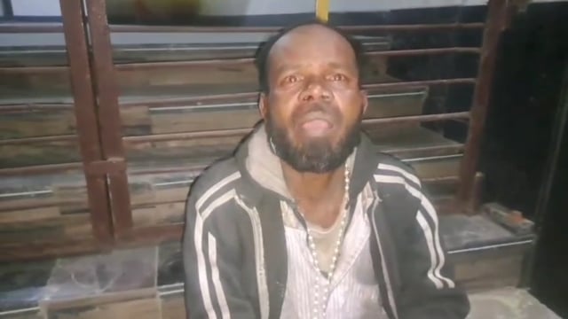 MANT- गोवर्धन में साधु वेश, भिखारी और कबाड़ाबीनने वालों के रूप में घूम रहे, अपराधी चाकू की नोक पर,बच्चों के अपहरण की,,,