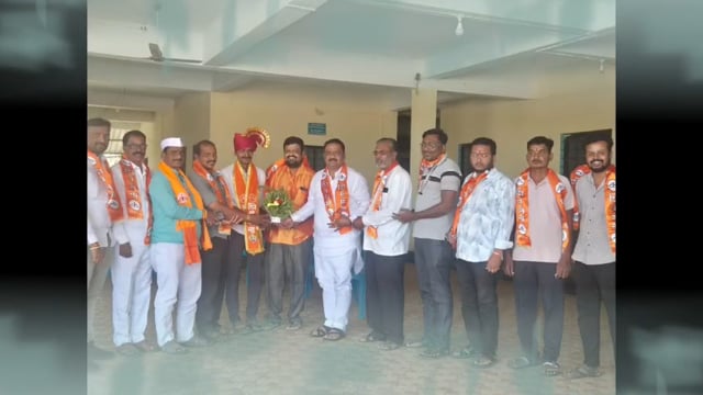 अपक्ष गुरुप्रसाद कवडेंचा शिवसेनेला शक्तीशाली पाठिंबा; आटपाडीच्या रणधुमाळीत नवा ट्विस्ट