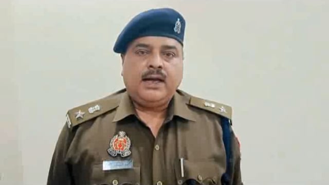 Bahraich..थाना विशेश्वरगंज क्षेत्रान्तर्गत घटित हत्या की घटना के सम्बन्ध में अपर पुलिस अधीक्षक नगर श्री अशोक कुमार सिंह 