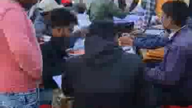 पलिया‌ एसआईआर के कार्यों आई तेजी