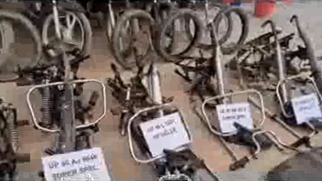 Bahraich 0 चोरी की 07 मोटरसाइकिल व 08 मोटरसाइकिल की चेचिस सहित कलपुर्जे बरामद कर 03 अभियुक्त गिरफ्तार किये जाने के स