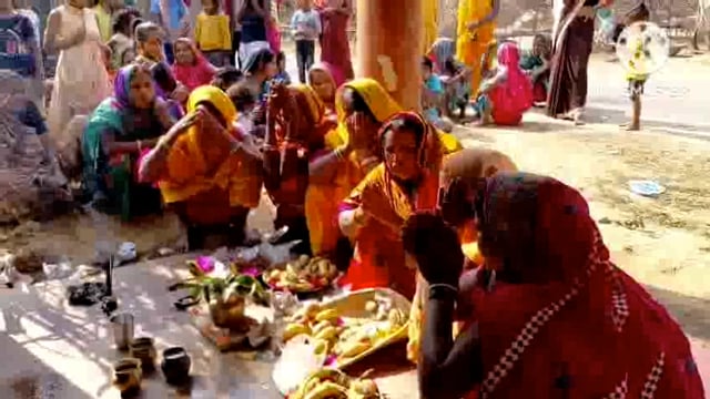 महिलाओं ने किया डोरा बंधन पर्व 