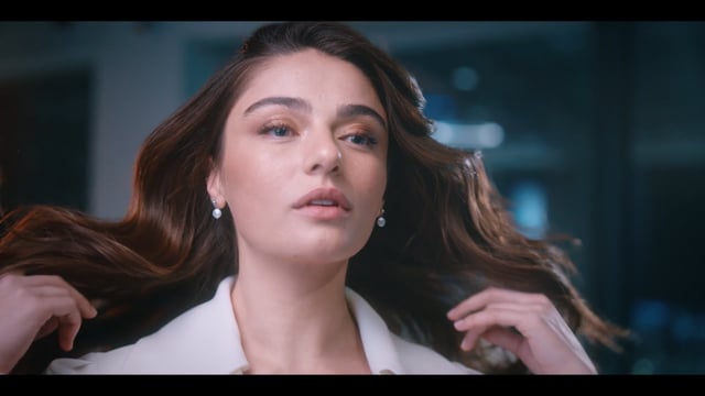 L'Oréal Professionnel × Ayça Ayşin Turan