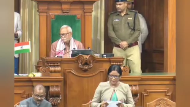 बिहार की 18वीं विधानसभा के सदस्यों ने ली शपथ, नए बिहार के निर्माण का संकल्प।