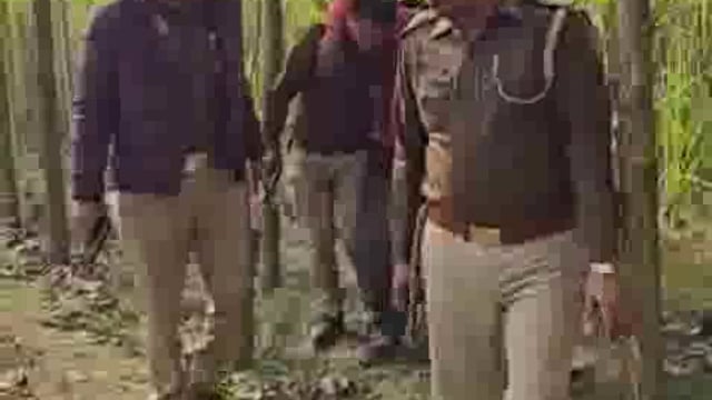 ➡️....सहारनपुर की थाना चिलकाना पुलिस की बदमाशों से मुठभेड़ एक बदमाश घायल*
  सहारनपुर*
_थाना चिलकाना पुलिस की सक्रिय हिस्टीशीटर अपराधी से मुठभेड़, बाद मुठभेड़ 01 शातिर हिस्ट्रीशीटर अपराधी घायलावस्था में गिरफ्तार, कब्जे से अवैध असलाह/कारतूस व बिना नम्बर की मोटरसाइकिल बरामद*_