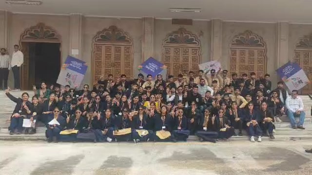 MANT-  बृजस्थली के छात्राओं ने किया, ऐतिहासिक स्थलों का शैक्षणिक भ्रमण,,