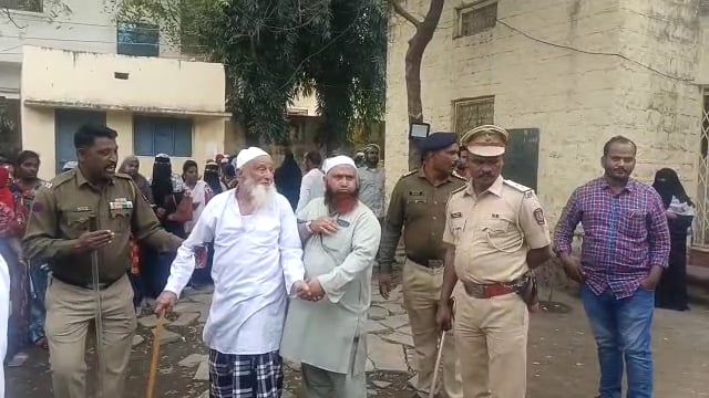 83 हजार 179 मतदारांपैकी उदगीर नगरपालिका निवडणुकीत 56 हजार 663 मतदारांनी बजावला मतदानाचा हक्क