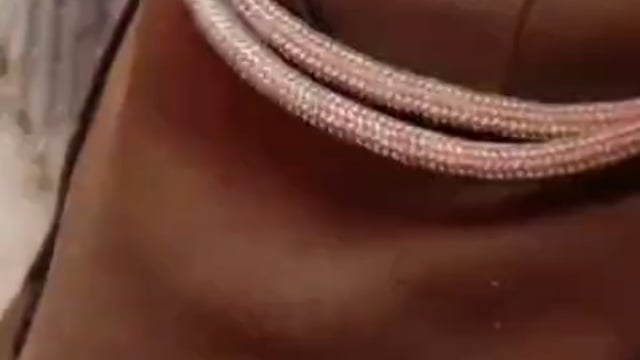 कोतवाली सुल्तानपुर-नशे में धुत पुलिस के सिपाही का वीडियो बनाकर राहगीरों ने सोशल मीडिया पर किया वायरल#latest_news 