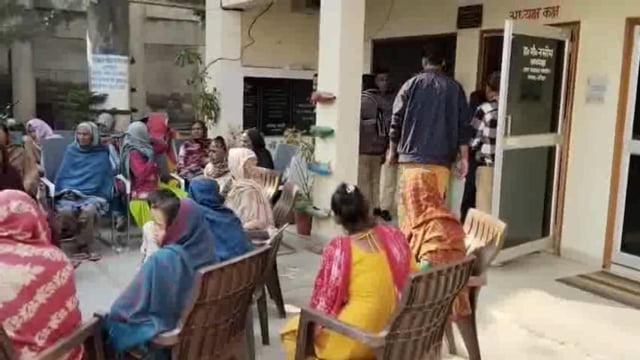 लंढौरा! नगर पंचायत सभासद पति अनिल ने लगाए गंभीर आरोप! किया धरना प्रदर्शन!