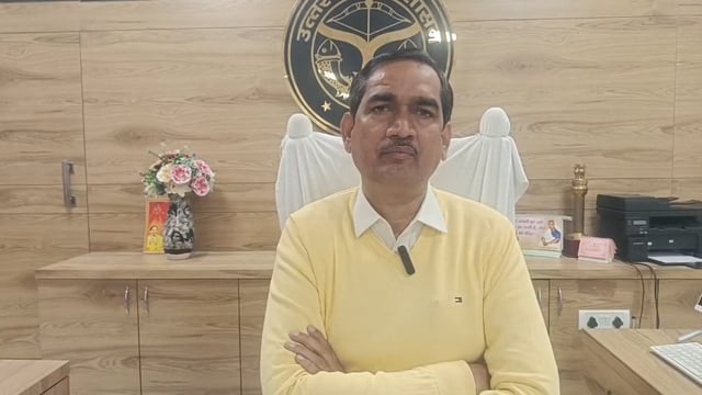 मथुरा जिलाधिकारी श्री चंद्र प्रकाश सिंह  ने मथुरा वासियों से की अपील