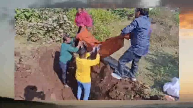 शहडोल: कोतवाली पुलिस की मौजूदगी में लावारिस लास का नंदी गौ सेवा धाम के सदस्यों ने किया अंतिम संस्कार 