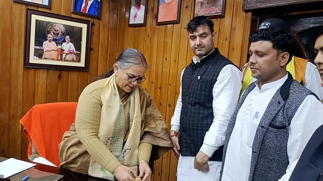 भारतीय किसान यूनियन अन्नदाता के प्रदेश अध्यक्ष लखनऊ की महापौर से मुलाकात करते हुए 