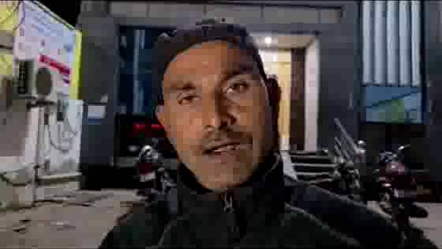 MANT- अज्ञात वाहन ने बाइक सवार को मारी टक्कर, बाइक सवार की हालत गंभीर,,