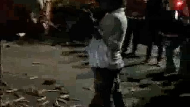 शिवाजी विद्यापीठ सायबर चौकामध्ये दुसऱ्यांदा सिग्नल ला आलीशान गाड्या थांबल्या असता