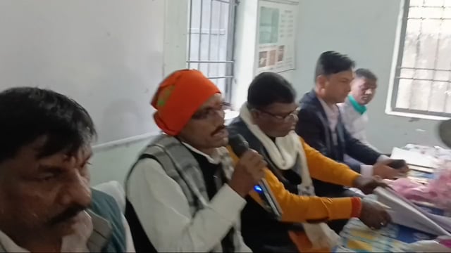 सिरदला प्रखंड बीस सूत्री समिति की बैठक संपन्न, विभिन्न विभागों की कार्यशैली पर उठे सवाल