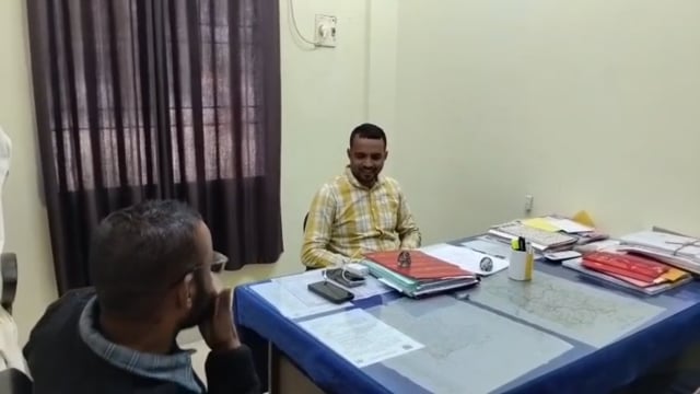 फुल्लीडुमर सीओ ने अमरपुर सीओ का लिया प्रभार 