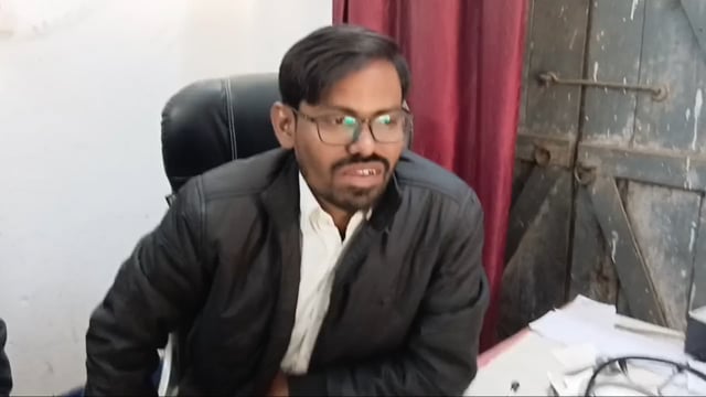 सिरदला पीएचसी के चिकित्सक डॉक्टर संतोष कुमार ने कुत्ते के काटने पर इलाज करने की दी जानकारी