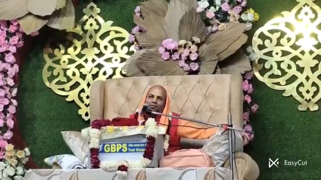 चतुश्लोकी भागवत में वेदों का प्रतिपाद्य विषय निहित है । रोहिणी दिल्ली में श्रीमद्भागवत कथामृत (सारमयी निर्गुण पारायण) द्वितीय दिवस पूज्य गुरु जी कृष्णतत्त्ववेत्ता श्री तेजस्वी दास जी (संस्थापक अध्यक्ष GBPS ट्रस्ट वृन्दावन ) के द्वारा।