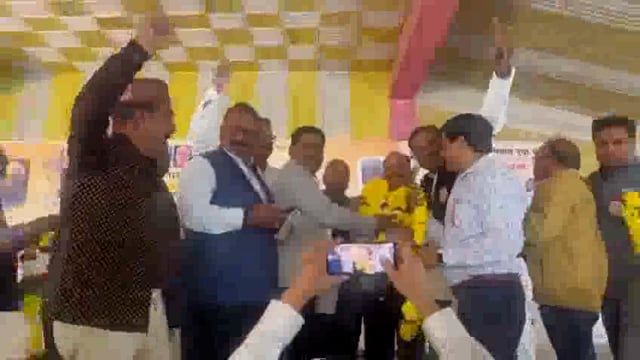 बुंदेलखंड झांसी के उद्योगपति वीरेंद्र राय को भारतीय कलचुरि जायसवाल समवर्गीय महासभा का राष्ट्रीय अध्यक्ष चुना गया