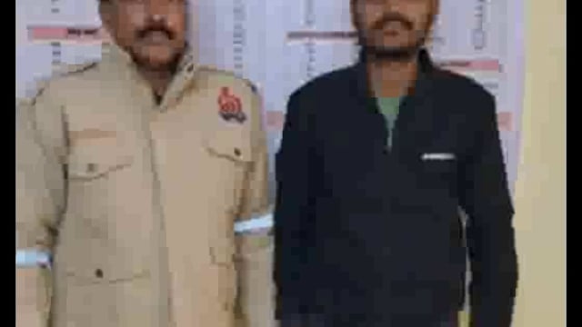 MANT- सुरीर पुलिस ने शातिर अपराधी दबोचा, 18000 नगद व चोरी का सामान बरामद,,