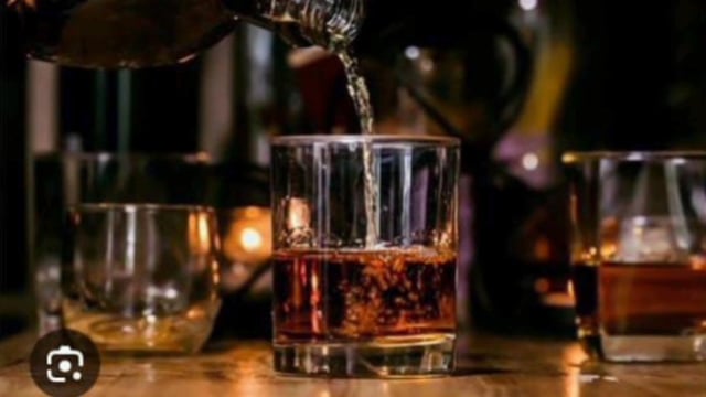 मद्यनिषेध टीम ने जिले भर में चलाया अभियान,210 लीटर विदेशी शराब के साथ 5 कारोबारियों एवं 11 शराबियों पर की कार्रवाई