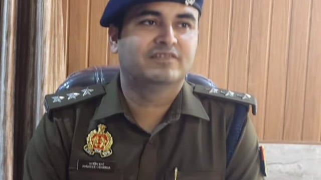 MANT- मां ट टोल प्लाजा पर पुलिस की शक्ति वाहन चेकिंग, के साथ पैदल ग़स्त,सी, ओ, मांट- आशीष शर्मा,,